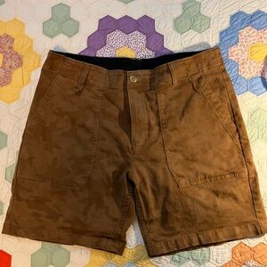 Men’s Columbia shorts 34